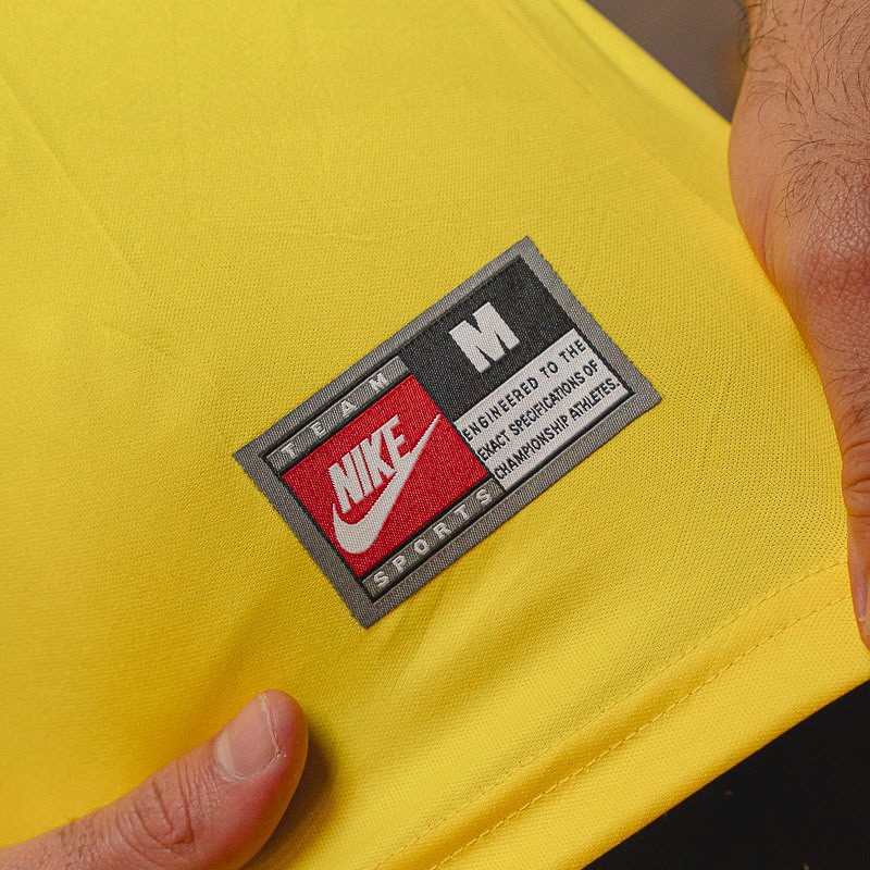 Camisa Nike Brasil 1998 Finals Retrô Masculina